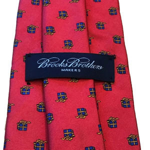 Brooks Brothers 100% Silk Xmas Present Print Tie